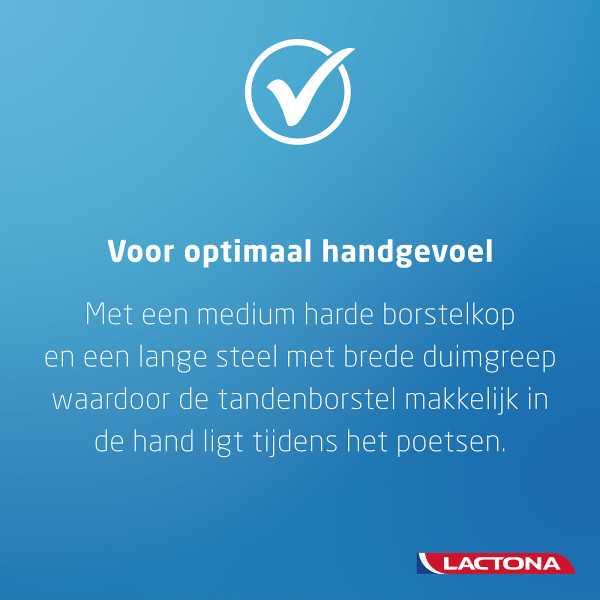 Lactona Tandenborstel M40 Medium (1 stuk)