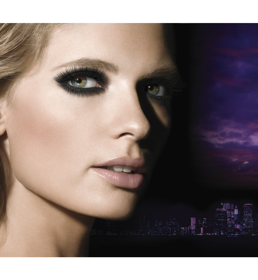 Maybelline New York Mascara volume express smoky eyes (1 stuk) - image 2