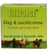 Vitaforce Paardenmelk dag / nachtcreme (50 ml)