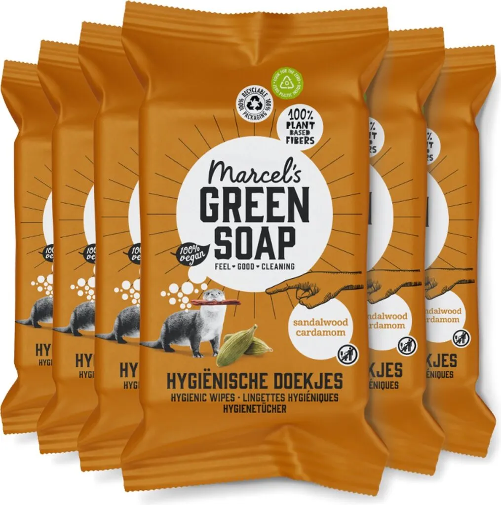 6x Marcel's Green Soap cleansing wipes sandelhout & kardemom (60 stuks)