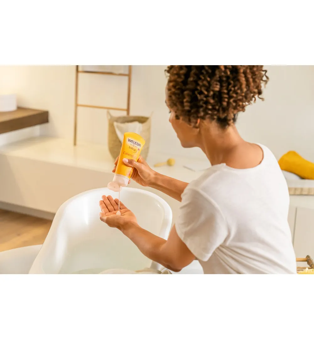 WELEDA Calendula baby shampoo & douchecreme (200 ml) - image 2