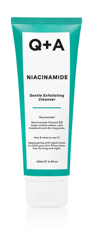 Q+A Niacinamide Gentle Exfoliating Cleanser (125 ml)