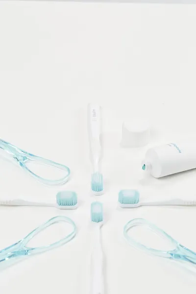 Bluem Toothbrush Day To Day (1 stuk) - image 2