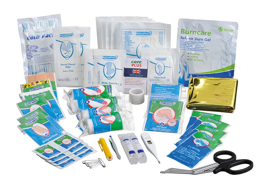 Care Plus First Aid Kit Family (1 Set)