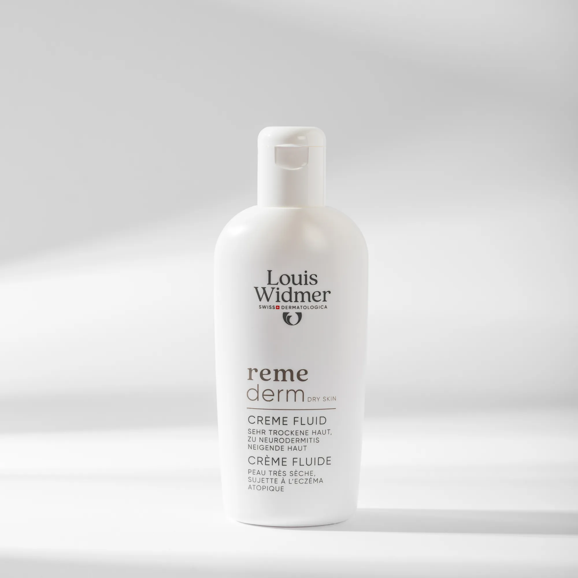 Louis Widmer Remederm Crème Fluide Licht Geparfumeerd (200 ml) - image 2